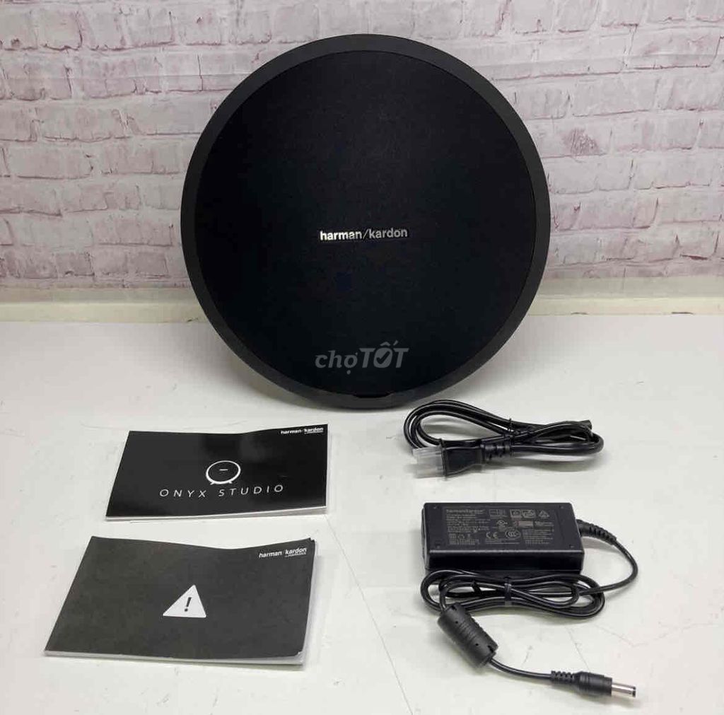 Loa Bluetooth Harman Kardon Onyx Studio 1 Đen. Mua bán Tivi, Âm thanh tại Thành phố Huế Thừa Thiên Huế được đăng bởi Lê Thanh Hải hình 1