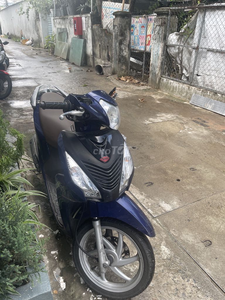 Honda Vision 2015 màu Xanh. Mua bán Xe máy tại Quận Liên Chiểu Đà Nẵng được đăng bởi Thành Công hình 2