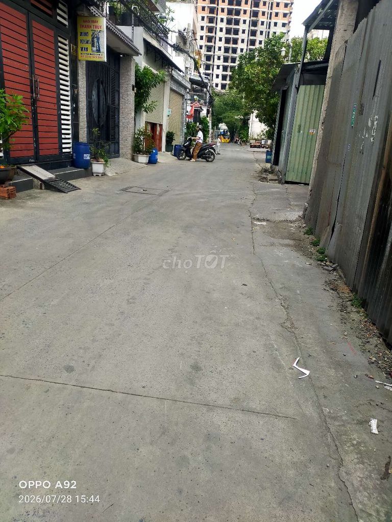 NHÀ MỚI NGAY ĐƯỜNG SỐ 4 BÌNH HƯNG HÒA BÌNH TÂN KẾ AEON TÂN PHÚ 84 5T
