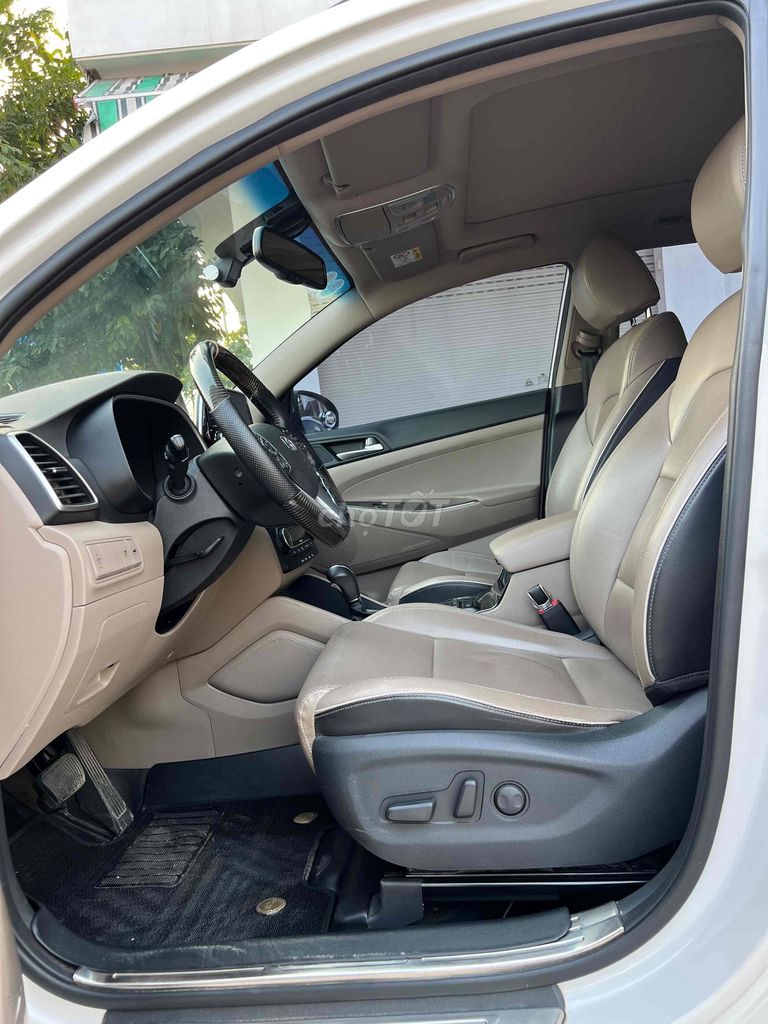 bán xe Tucson 2020 máy dầu cao cấp full option. Mua bán Ô tô tại Quận Lê Chân Hải Phòng được đăng bởi bình hình 8