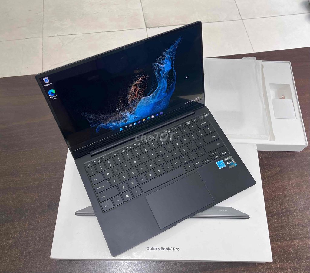 Samsung Galaxy Book2 Pro Like new. Mua bán Laptop tại Quận 5 Tp Hồ Chí Minh được đăng bởi KHÁNH ĐĂNG  hình 1