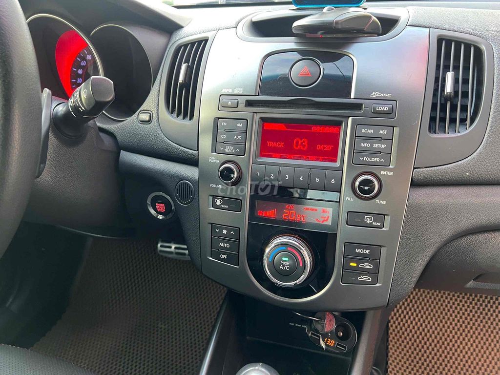 Kia Forte 2012 SX 1.6 AT - 120000 km. Mua bán Ô tô tại Quận Cầu Giấy Hà Nội được đăng bởi Lê Như Hiếu hình 8