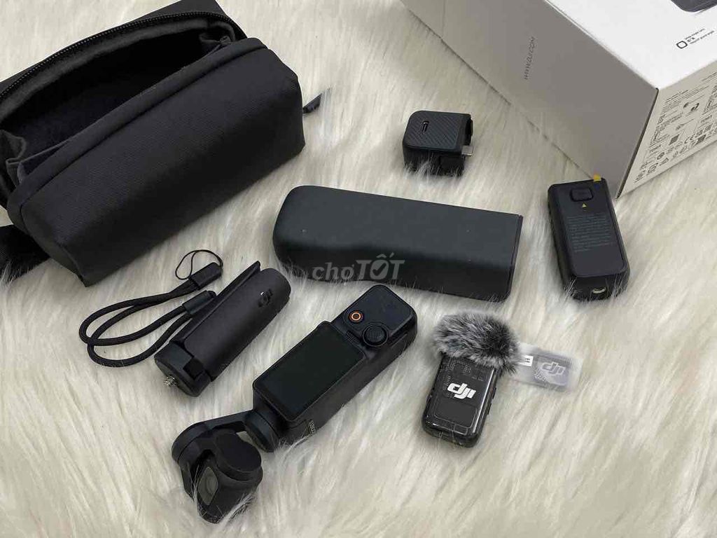 Máy quay phim DJI Pocket 3 Creator Combo Đen. Mua bán Máy ảnh, Máy quay tại Quận 5 Tp Hồ Chí Minh được đăng bởi Phan Thế Phong  hình 1