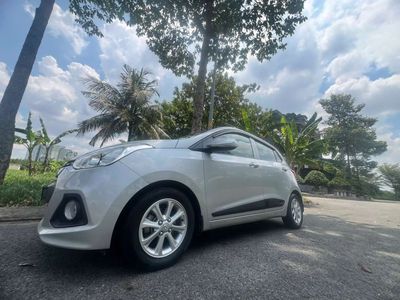 Hyundai I10 2016 Bạc 83250 km