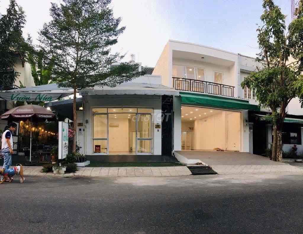 Аренда · 2 комн. · 90 м² · Quận 7, ул. Đường D11