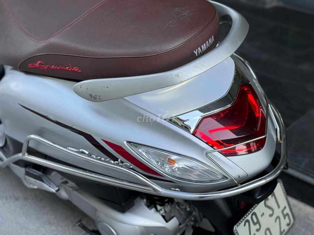 Yamaha Grande ABS 2021 Bạc Nhám Smartkey. Mua bán Xe máy tại Quận Ba Đình Hà Nội được đăng bởi Xe Máy Nam Thi hình 9