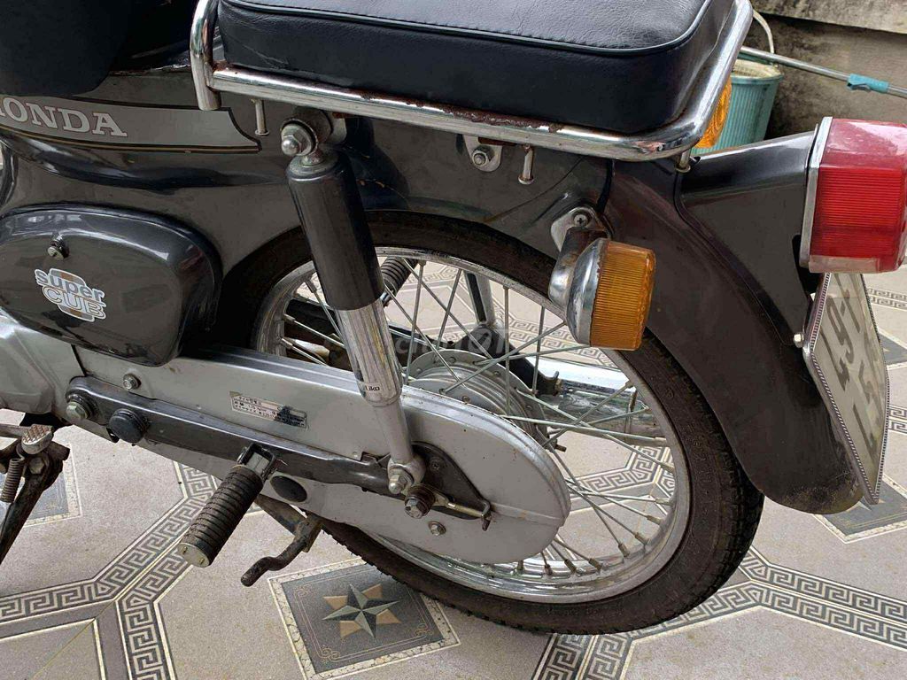 Bộ máy xe tốt tu sửa đi đc 1 năm h ko đi nên bán. Mua bán Xe máy tại Huyện Bảo Lâm Lâm Đồng được đăng bởi Tên chưa cung cấp hình 5