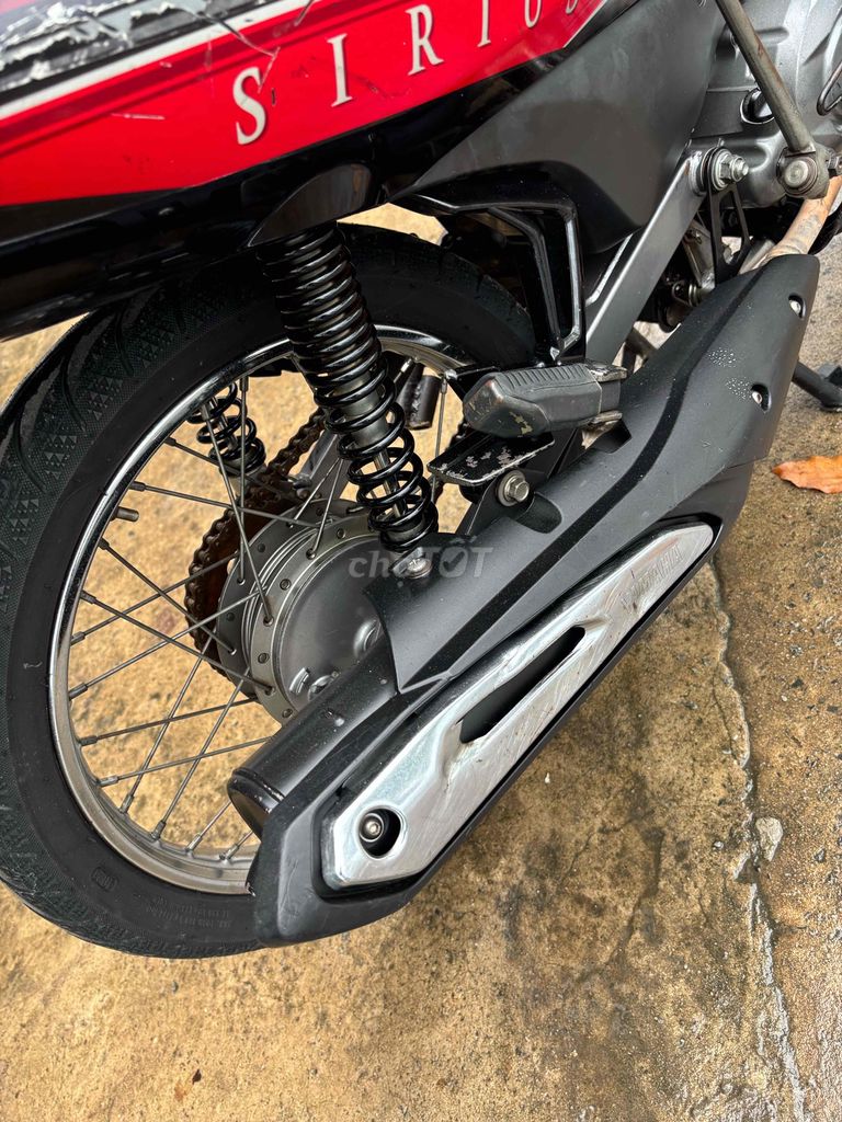Yamaha Sirius màu Đỏ. Mua bán Xe máy tại Thị xã Bến Cát Bình Dương được đăng bởi xe máy trả góp tín nghĩa  hình 6