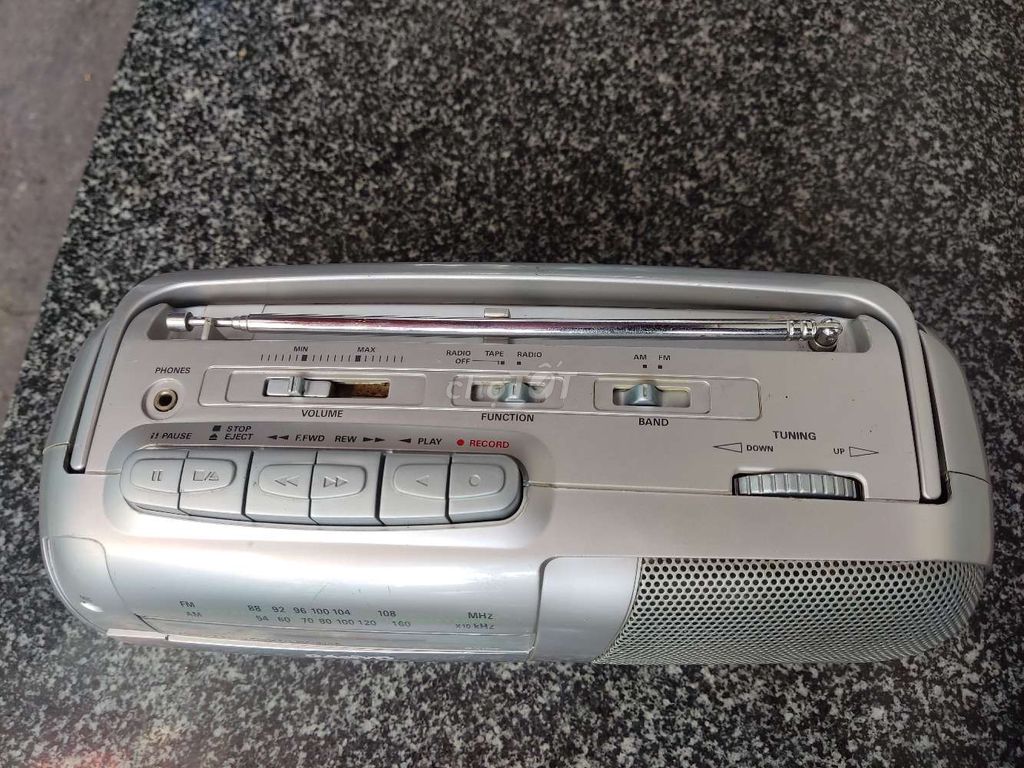 Sanyo M-X150F Cassette Recorder Radio FM/AM đẹp 😍