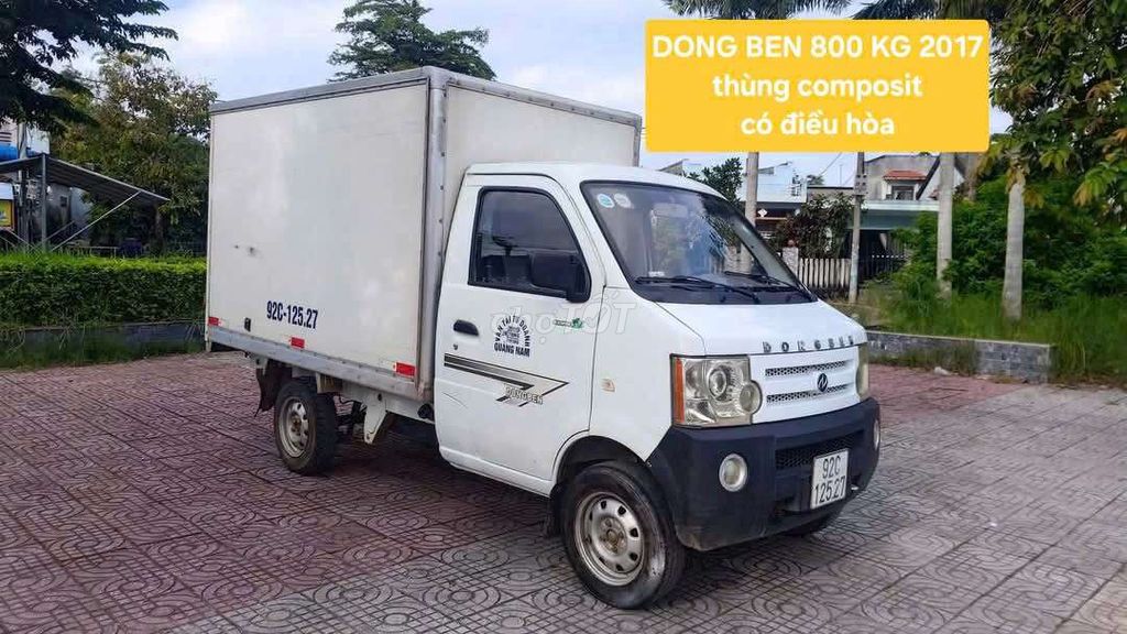 Dongben 800kg đời 2017 thùng kín 2.5m composit