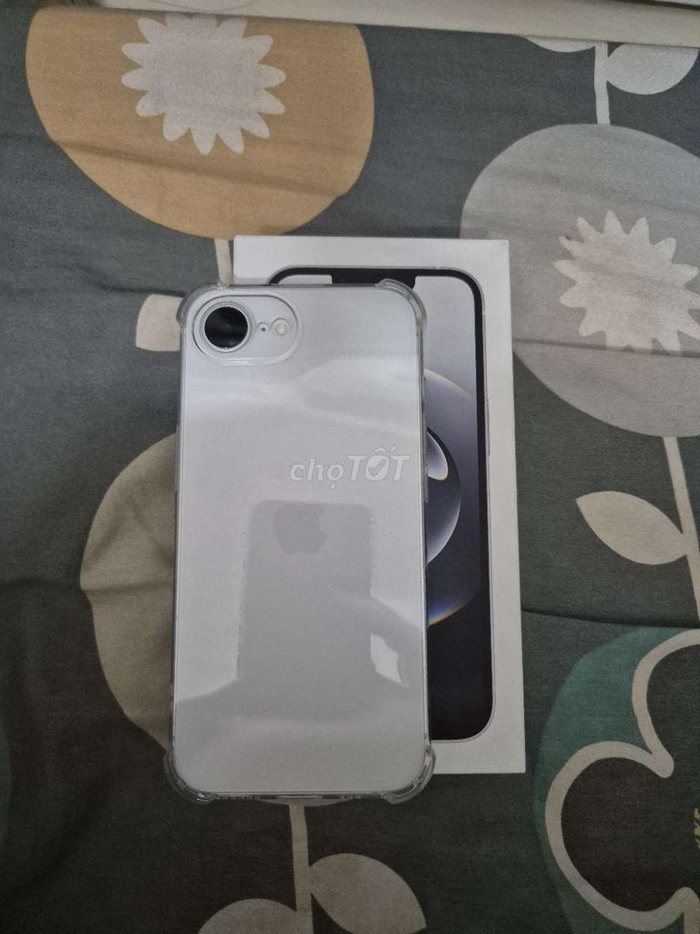 iPhone 16e 128GB Trắng Fullbox. Mua bán Điện thoại tại Quận Tân Bình Tp Hồ Chí Minh được đăng bởi Phạm Hoàng  hình 1