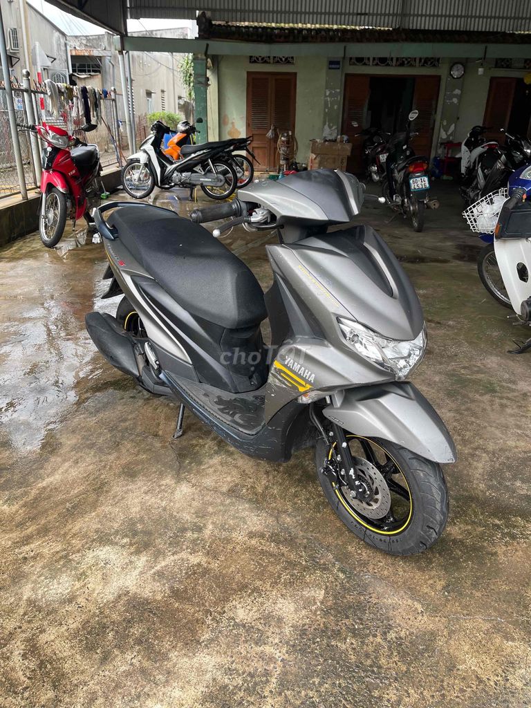 xe máy móc nguyên zin xe đi kĩ còn học keo. Mua bán Xe máy tại Huyện Thống Nhất Đồng Nai được đăng bởi Thanh Nguyen hình 1