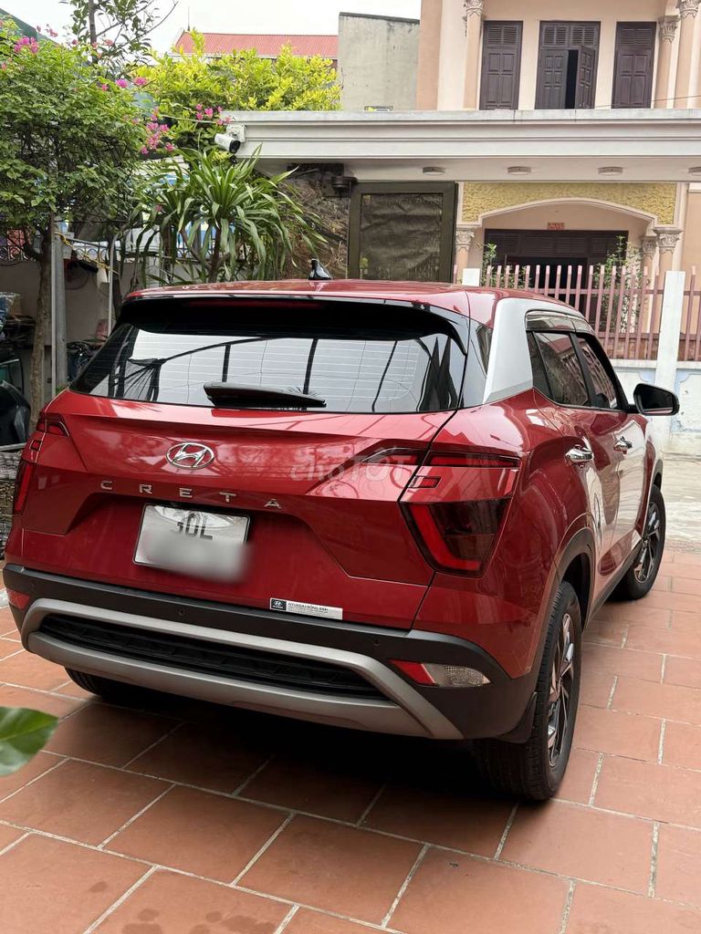 Специальный автомобильный номер Hyundai Creta 2024, красный