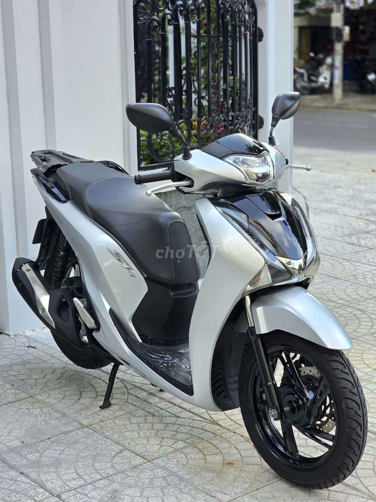 Honda SH 2019 Порше Редкое серебро
