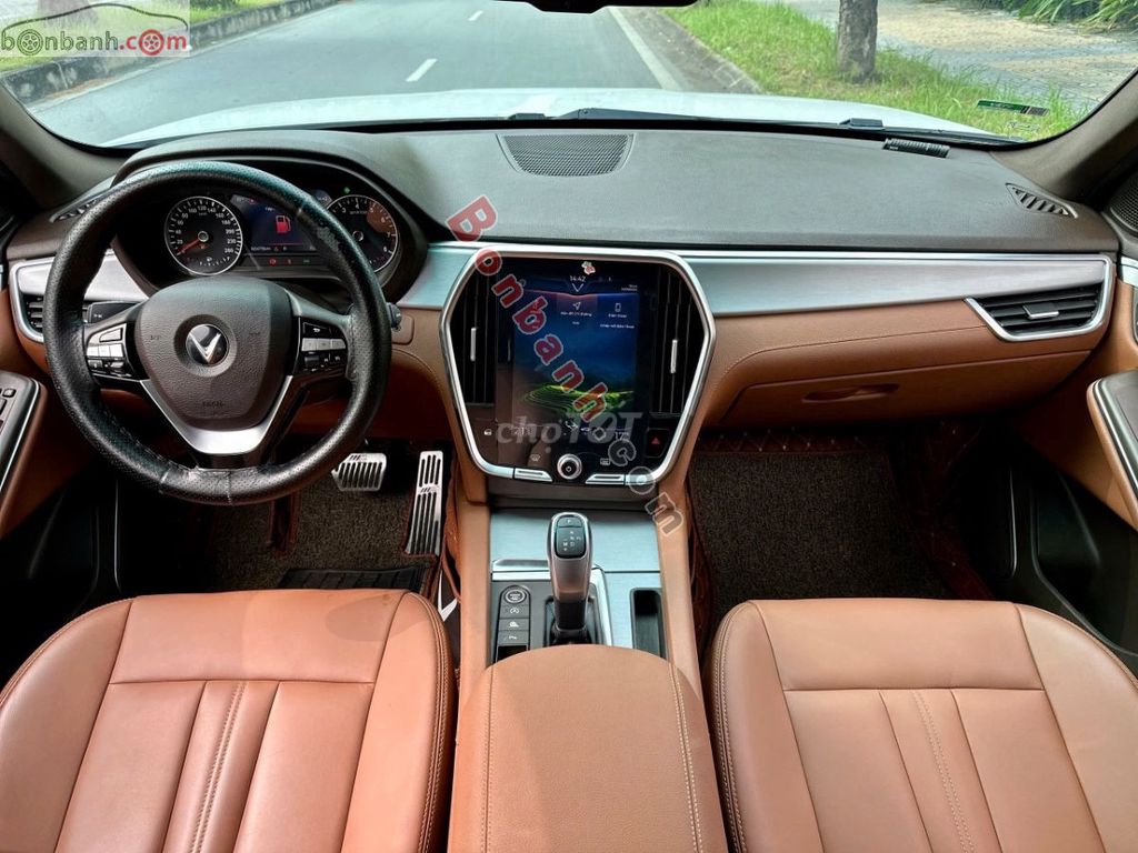 VinFast Lux SA 2.0 Plus 2.0 AT 2020. Mua bán Ô tô tại Quận Long Biên Hà Nội được đăng bởi Lý Đức Thắng hình 2
