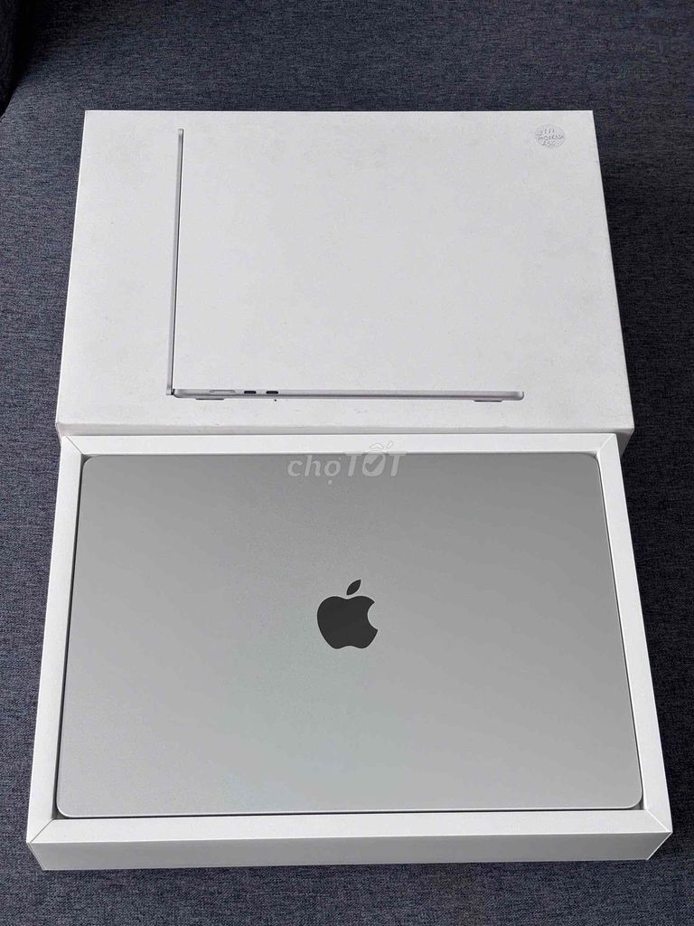Macbook Air M2 15 inch 8GB/256GB Fullbox 98% Pin93. Mua bán Laptop tại Quận Ninh Kiều Cần Thơ được đăng bởi Quý Mobile Cần thơ hình 1