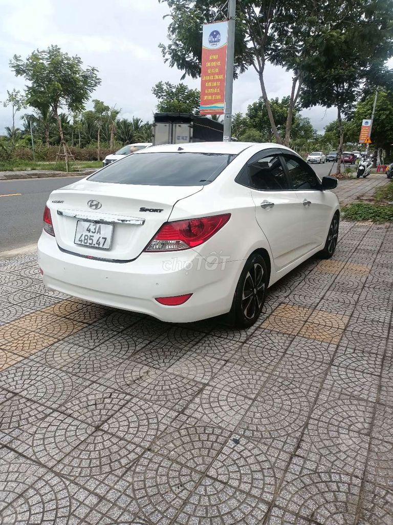 Hyundai Accent Blue 2013 Số sàn Trắng