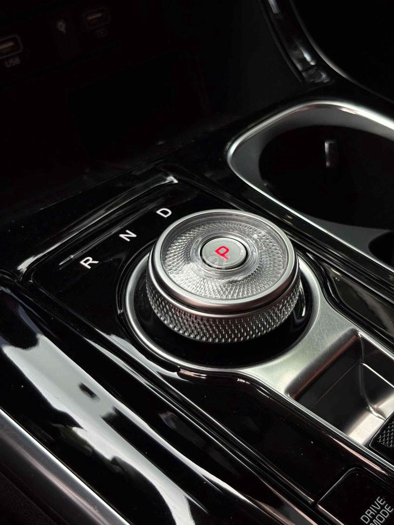 Kia Carnival 2023 Signature 2.2D - 70000 km. Mua bán Ô tô tại Thành phố Dĩ An Bình Dương được đăng bởi Quốc Thái  hình 7