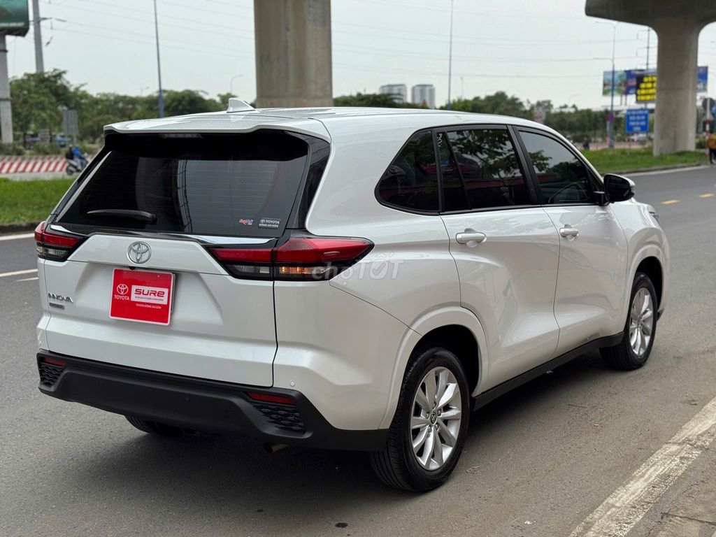 Innova Cross 2025 - Siu Cọp 1.000 km. Mua bán Ô tô tại Quận Phú Nhuận Tp Hồ Chí Minh được đăng bởi Vũ Phong Toyota Sure Xe Cũ Chính Hãng hình 6