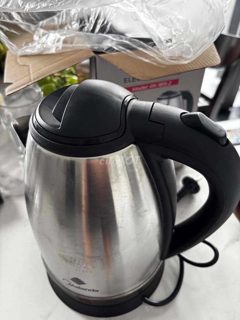 Ấm đun siêu tốc Malanda GN-1815-2 Bạc 1.8L. Mua bán Bếp, lò, đồ điện nhà bếp tại Thành phố Đà Lạt Lâm Đồng được đăng bởi Vĩ Hoàng hình 1
