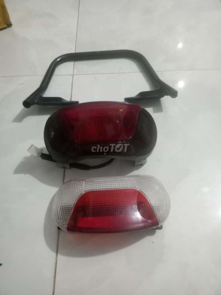 Phụ tùng xe máy Suzuki Sport nhiều màu. Mua bán Phụ tùng xe tại Huyện Thới Lai Cần Thơ được đăng bởi Nguyễn Tuấn hình 1