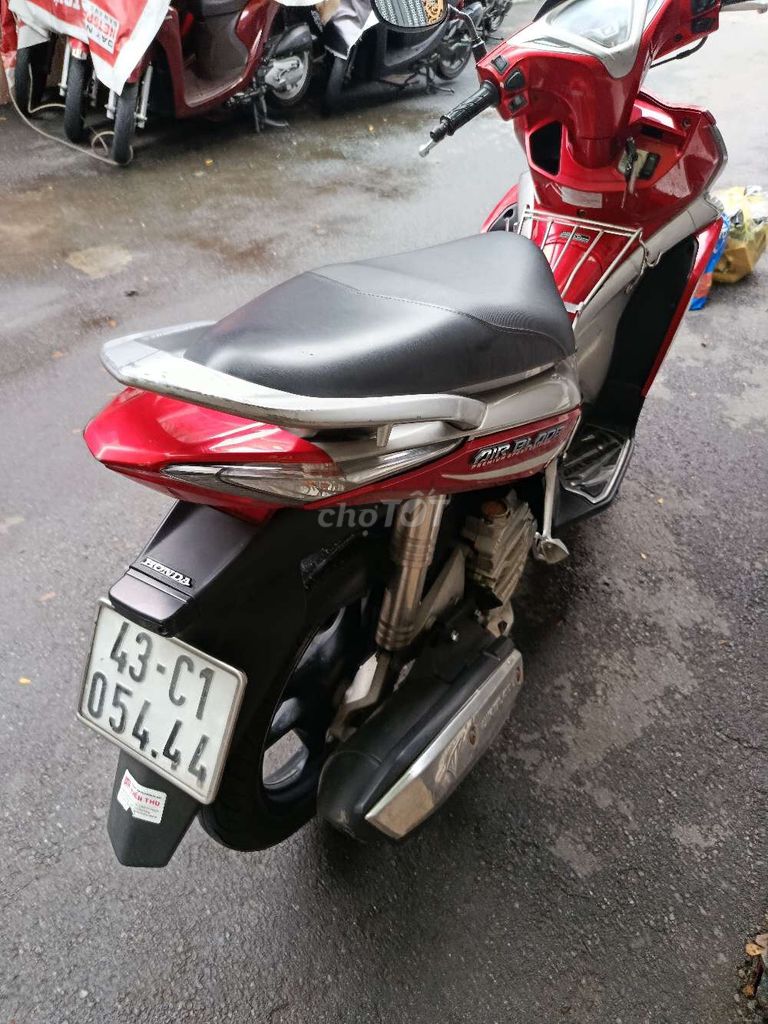 Honda Air Blade Đỏ bạc. Mua bán Xe máy tại Quận Hải Châu Đà Nẵng được đăng bởi Vu hình 3