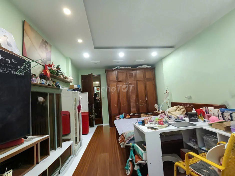 Bán nhà MP Trung tâm Thanh Xuân, 66m2 x 5 tầng, thang máy