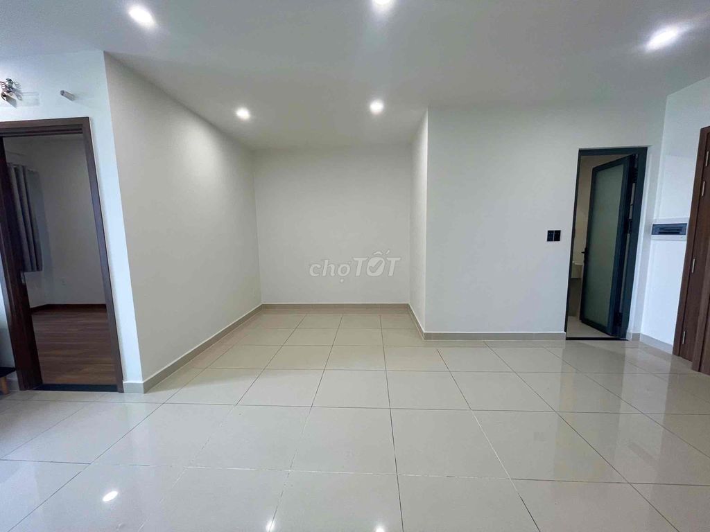 Cho thuê 1 Phòng ngủ nhà trống Q7 Riverside - Đào Trí Quận 7 Giá 8.5T