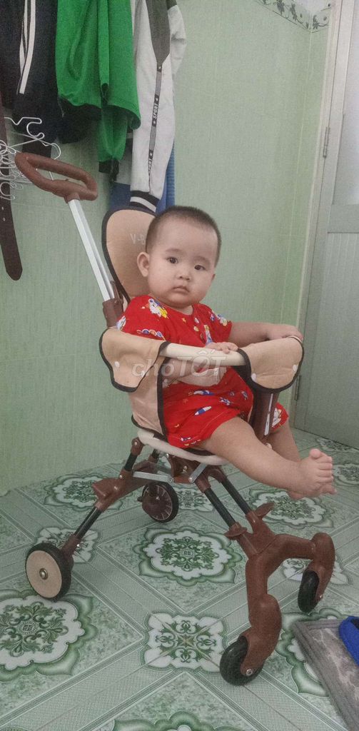 Xe đẩy em bé gấp gọn. Mua bán Mẹ và bé tại Quận 8 Tp Hồ Chí Minh được đăng bởi Nguyen Thị thanhtruc hình 1