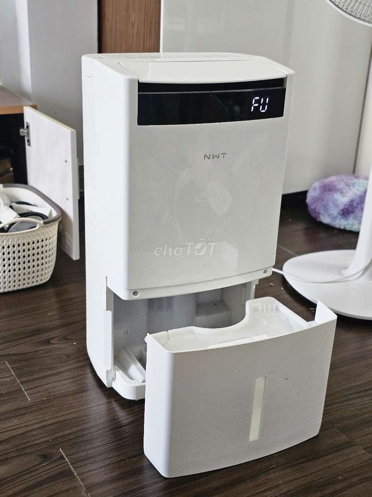 Bán máy hút ấm KK New Widetech 24L, dùng cho 90m2