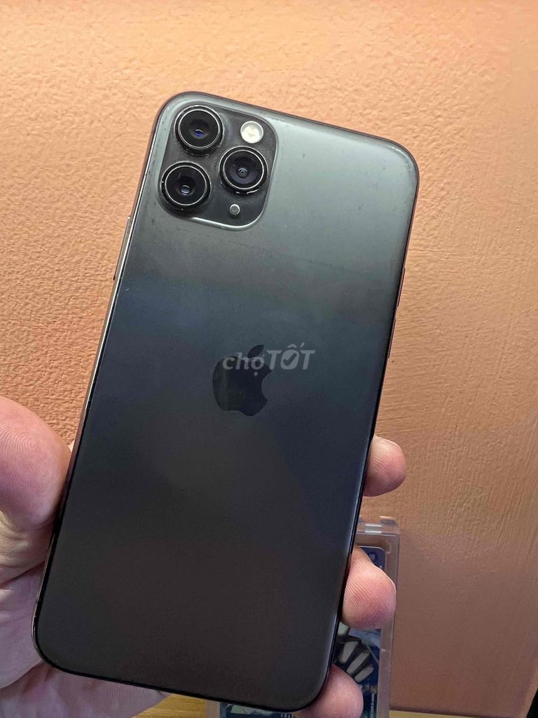 thanh lý iphone 11pro 64G zinfull pin new 100 qte