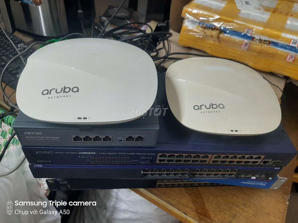 Combo 2 Wifi Aruba 325 và 3 Switch poe 24port. Mua bán Phụ kiện (Màn hình, Chuột...) tại Thành phố Dĩ An Bình Dương được đăng bởi ABC Store hình 1