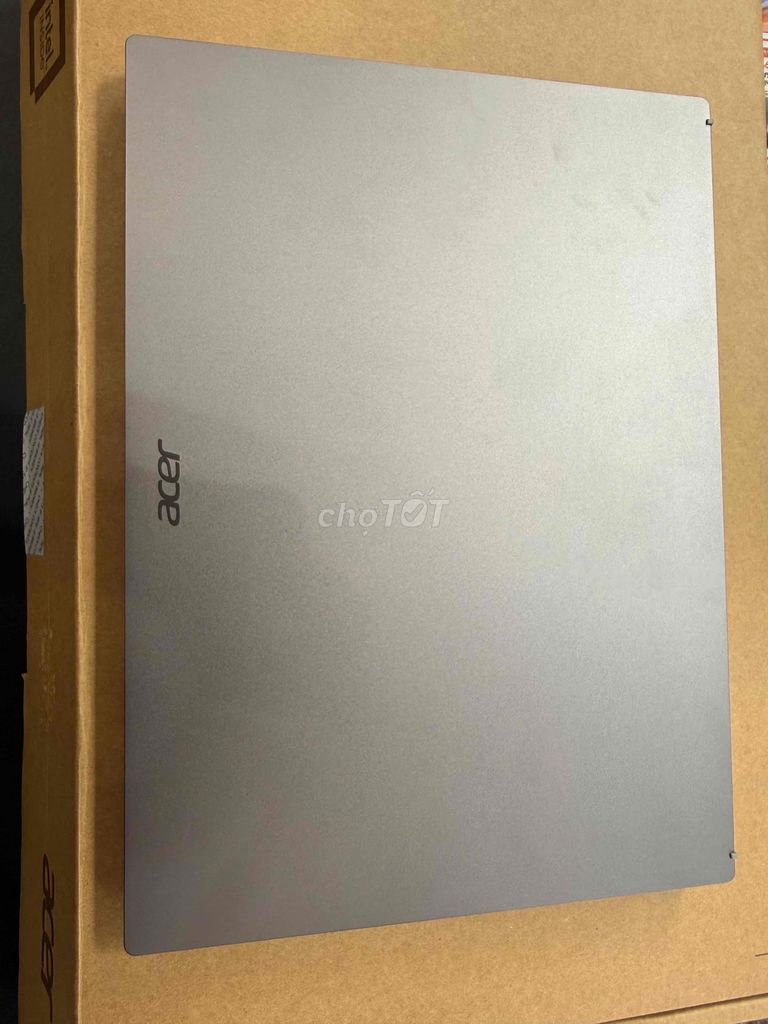 Acer AG14-71M-52LH i5 14 inch 16GB/512GB Xám. Mua bán Laptop tại Quận 1 Tp Hồ Chí Minh được đăng bởi Le Anh Thuan hình 1