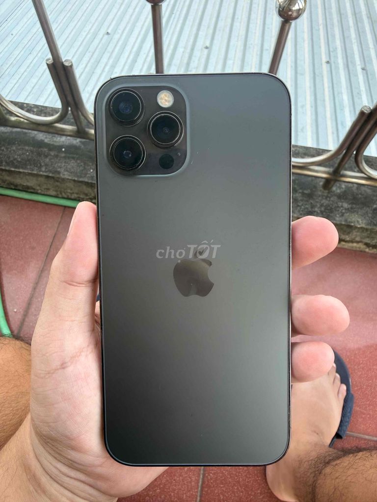 iphone 12 pro max full zin, ngoại hình cũ. Mua bán Điện thoại tại Thị xã Hương Trà Thừa Thiên Huế được đăng bởi Huy Nguyễn hình 1