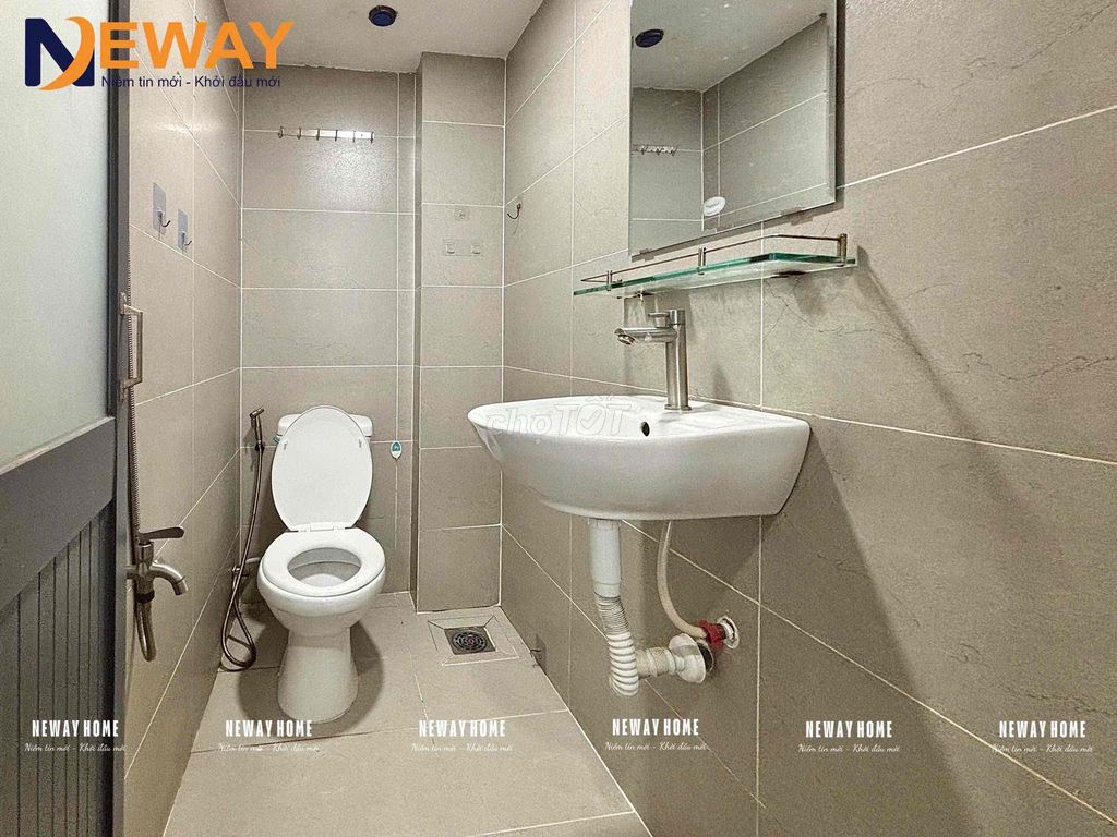 - Full Nội Thất: Tủ quầ áo, bếp, tủ lạnh, máy lạnh (máy giặt chung) ..