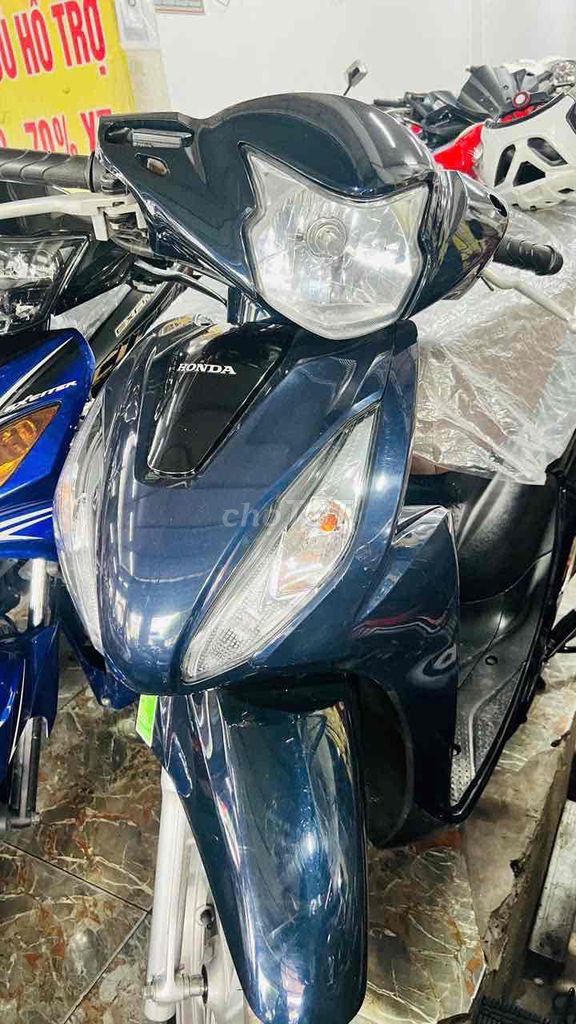 Xe tay ga Honda Vision màu hồng. Mua bán Xe máy tại Thành phố Sa Đéc Đồng Tháp được đăng bởi Xe Máy 66 Đồng Tháp Giá Rẻ hình 4