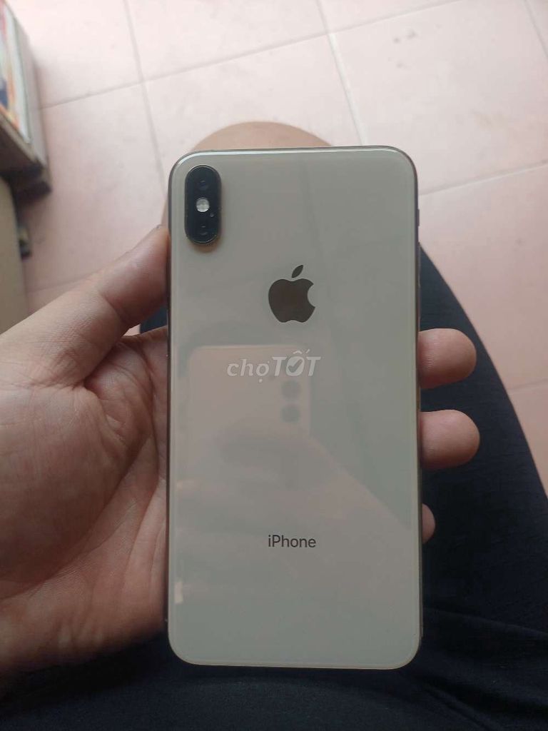 Apple iPhone XS Max 64GB Vàng. Mua bán Điện thoại tại Thành phố Nam Định Nam Định được đăng bởi Thắng Nguyễn hình 1