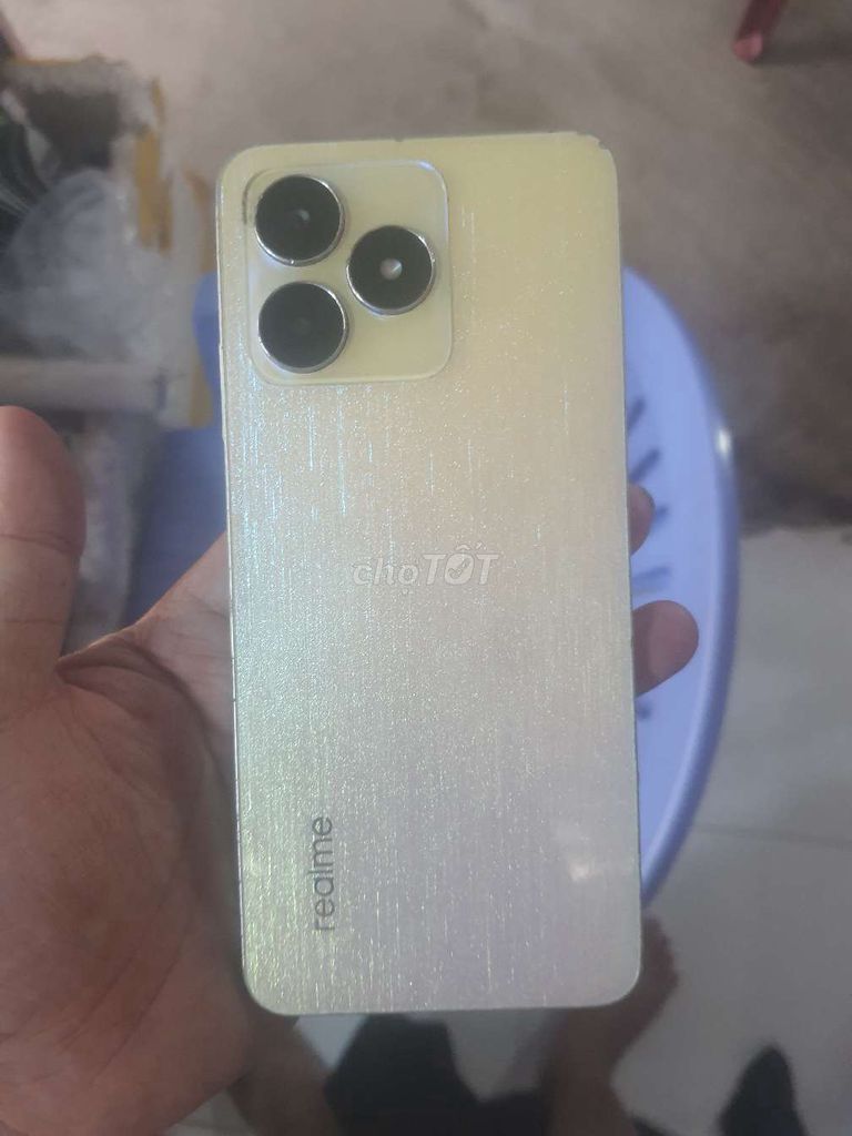 Realme C53 6GB/128GB Vàng đep 99. Mua bán Điện thoại tại Quận Ninh Kiều Cần Thơ được đăng bởi TBC  hình 1