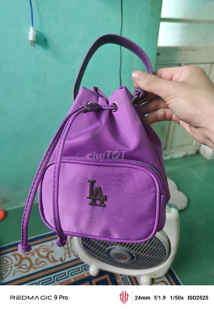Túi xách MLB Satin Tím. Mua bán Túi xách tại Thành phố Huế Thừa Thiên Huế được đăng bởi A Bảy hình 1