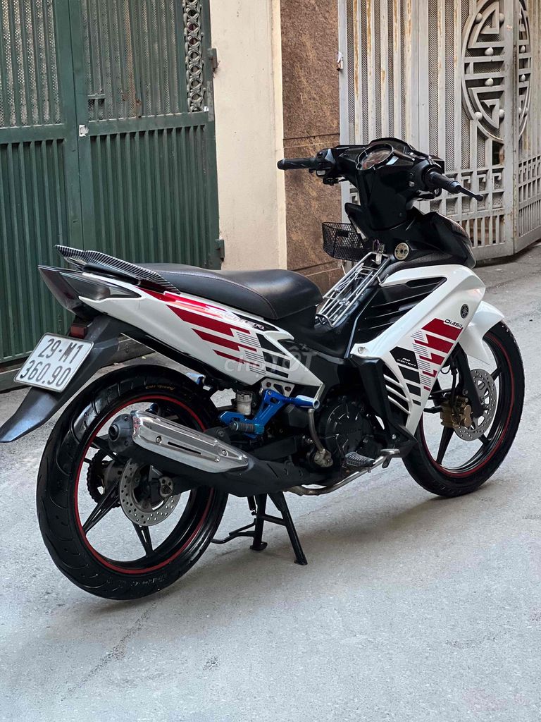 Exciter 135 đời chót 2014. hỗ trợ góp và sang tên. Mua bán Xe máy tại Quận Cầu Giấy Hà Nội được đăng bởi Xe Máy Đoàn Văn Cam Kết Đúng Ảnh Đúng Biển Đúng Giá Trị hình 3