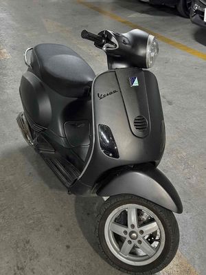 Vespa 2013 Đen xám