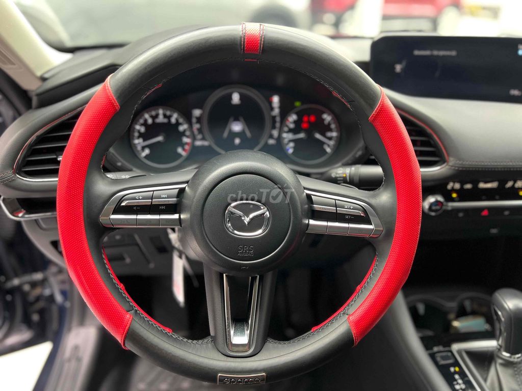 Mazda 3 đời 2022 bản Luxury - odo mới 26.000km. Mua bán Ô tô tại Thành phố Thủ Đức Tp Hồ Chí Minh được đăng bởi Nguyễn Minh Tấn hình 9