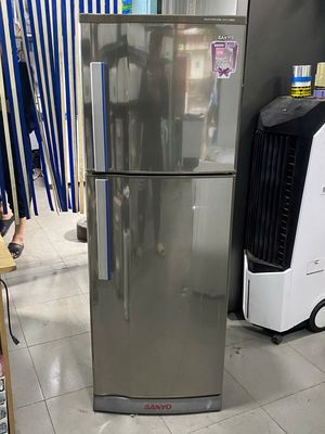 Tủ lạnh Sanyo Khử mùi kháng khuẩn. Mua bán Tủ lạnh tại Quận 3 Tp Hồ Chí Minh được đăng bởi QUANG PHÁT