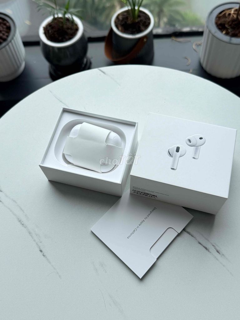 Tai nghe Apple AirPods Pro 3 Mới. Mua bán Tivi, Âm thanh tại Quận 1 Tp Hồ Chí Minh được đăng bởi Minh Lee hình 1