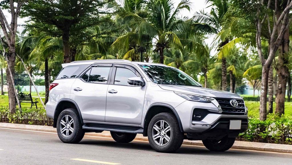 Toyota Fortuner 2.4 Dầu AT 2022 - tr trước 340