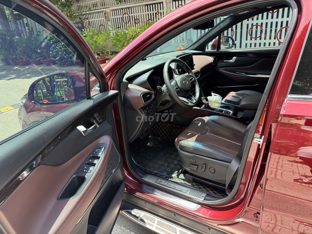 Hyundai SantaFe 2.2D Premium 4x4 model 2020. Mua bán Ô tô tại Quận Gò Vấp Tp Hồ Chí Minh được đăng bởi Xuân Trường hình 8