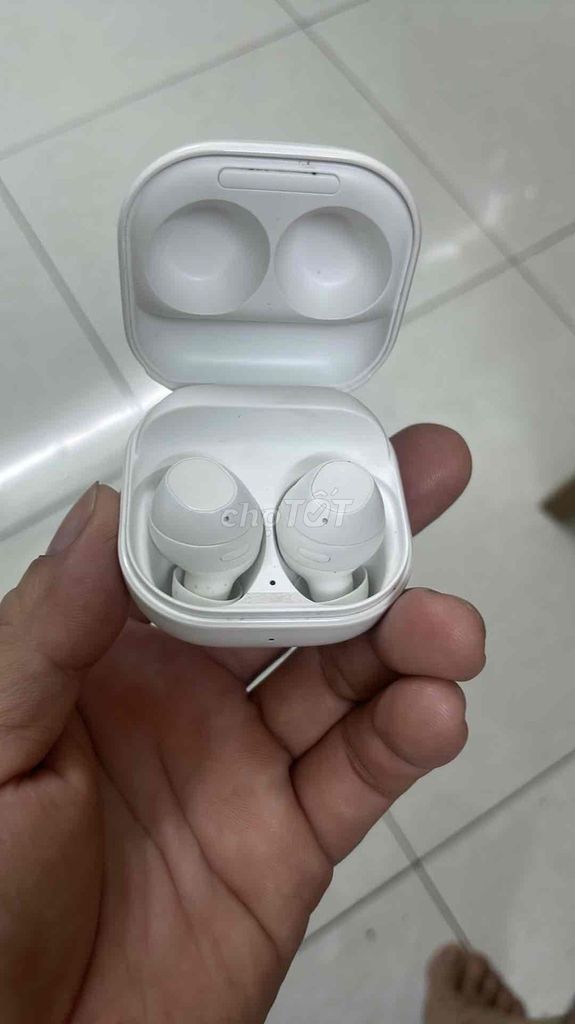 Tai nghe Buds FE như mới.. Mua bán Tivi, Âm thanh tại Quận 4 Tp Hồ Chí Minh được đăng bởi hung hình 5