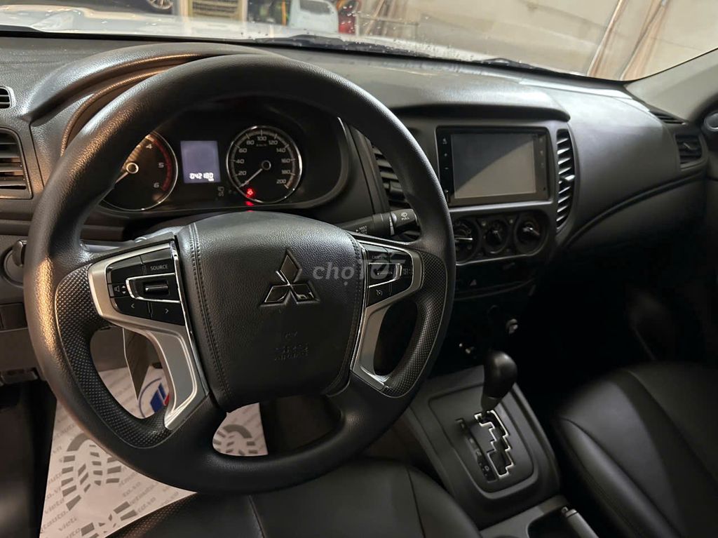 Mitsubishi Triton 2022  - 42000 km. Mua bán Ô tô tại Quận Bắc Từ Liêm Hà Nội được đăng bởi Viet Auto hình 3