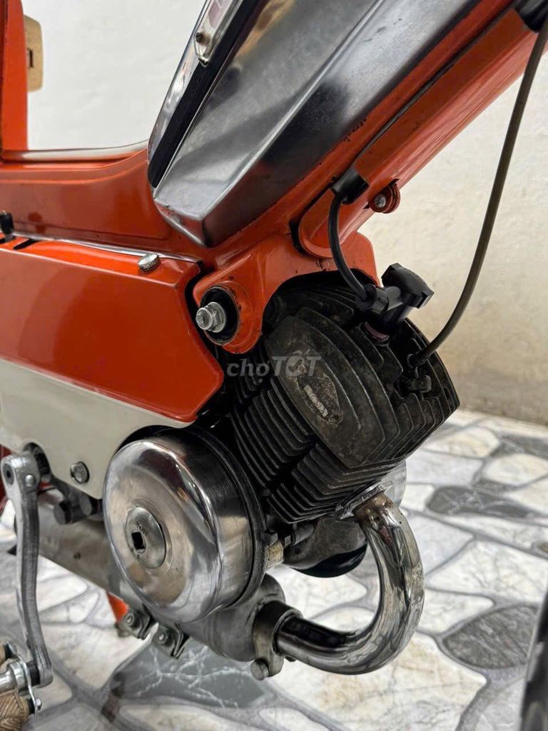 Motobecane Mobylette Pháp màu Cam. Mua bán Xe máy tại Quận Lê Chân Hải Phòng được đăng bởi Dũng Tiến hình 2