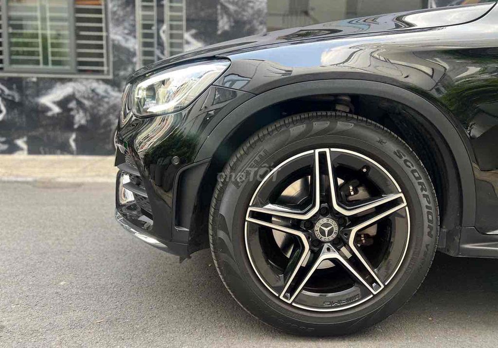 MERCEDES BENZ GLC 300 4MATIC MODEL 2022 XE CÁ NHÂN. Mua bán Ô tô tại Quận Gò Vấp Tp Hồ Chí Minh được đăng bởi Ca Thị Thanh Huệ hình 9